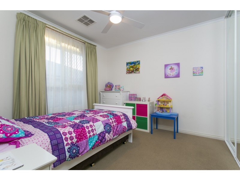 15 St Vincent Circuit, Sheidow Park SA 5158