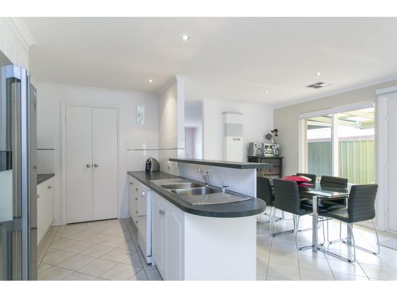 6 Melrose Court, Happy Valley SA 5159