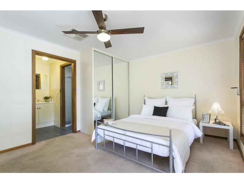 94 Fraser Avenue, Happy Valley SA 5159