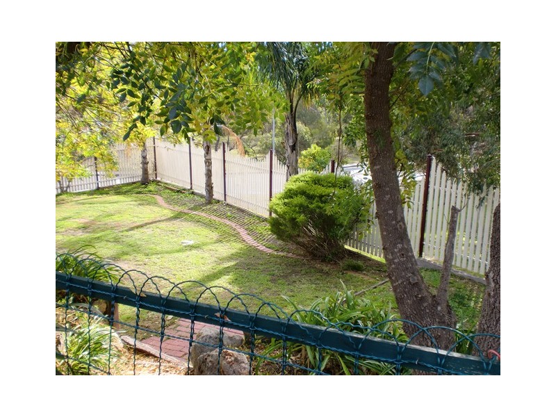 94 Fraser Avenue, Happy Valley SA 5159