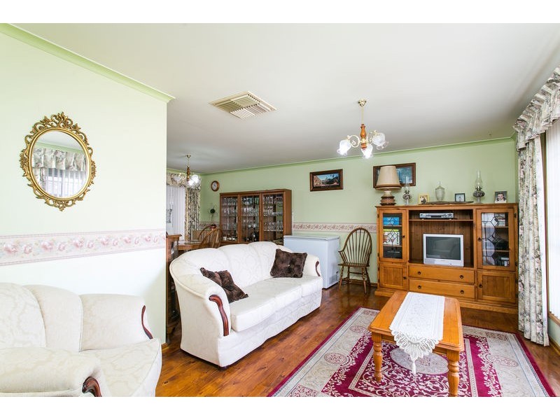 13 Grace Ct, Morphett Vale SA 5162