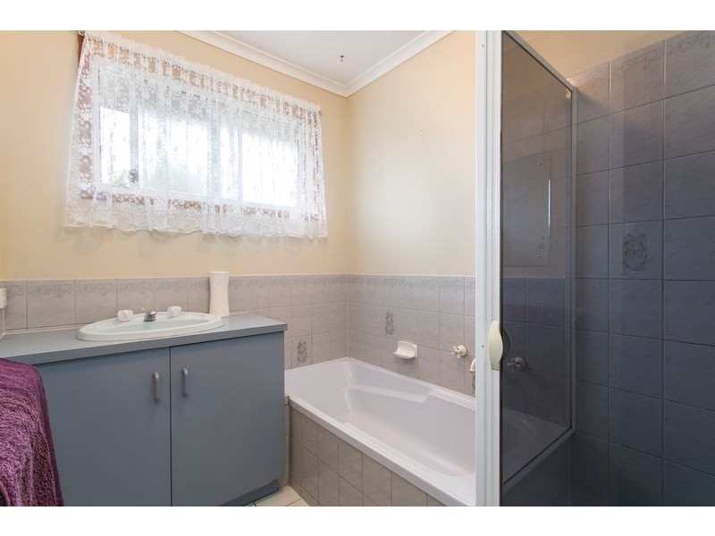 13 Grace Ct, Morphett Vale SA 5162