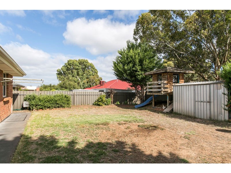 13 Grace Ct, Morphett Vale SA 5162