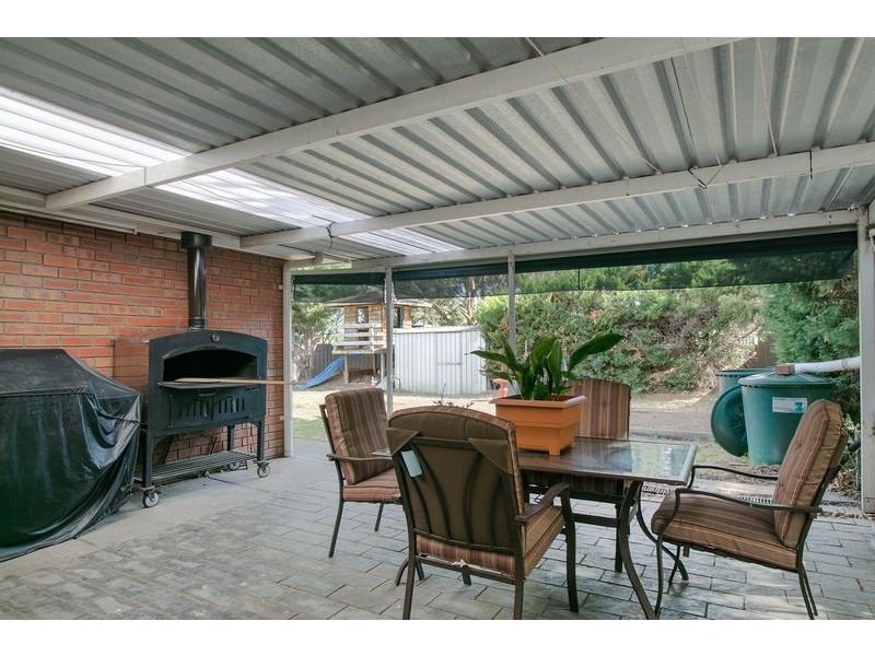 13 Grace Ct, Morphett Vale SA 5162