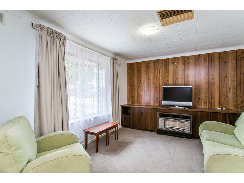 1 Paterson Drive, Hackham SA 5163