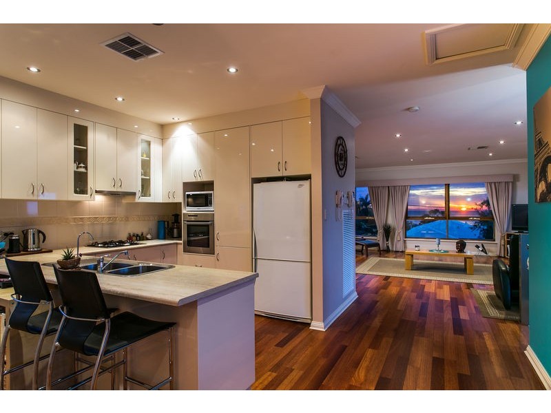 18 Paringa Avenue, Marino SA 5049