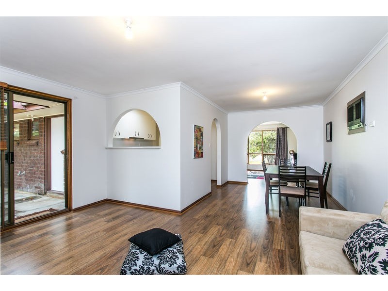 10 Paragon Avenue, Aberfoyle Park SA 5159