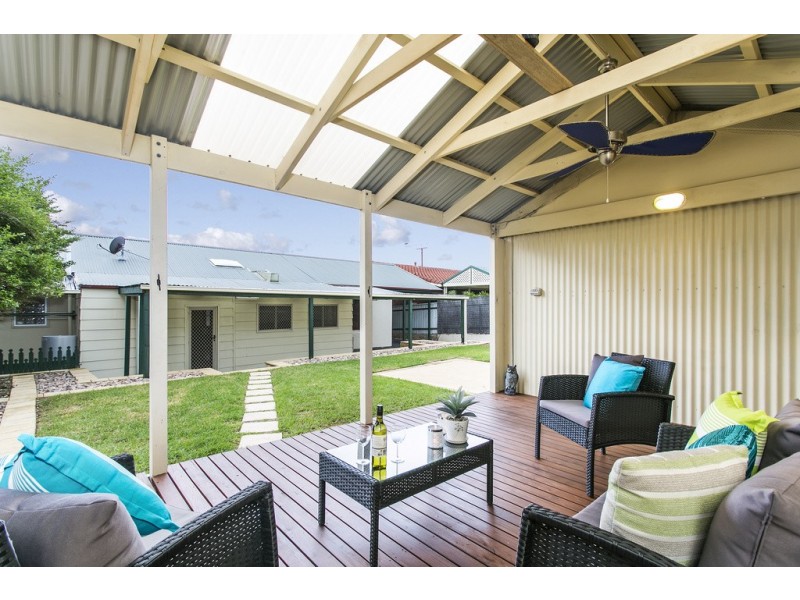 89 Commercial Road, Port Noarlunga South SA 5167