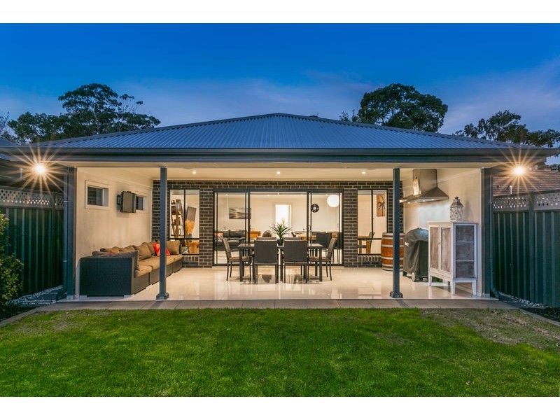 2 Davidson Avenue, Park Holme SA 5043