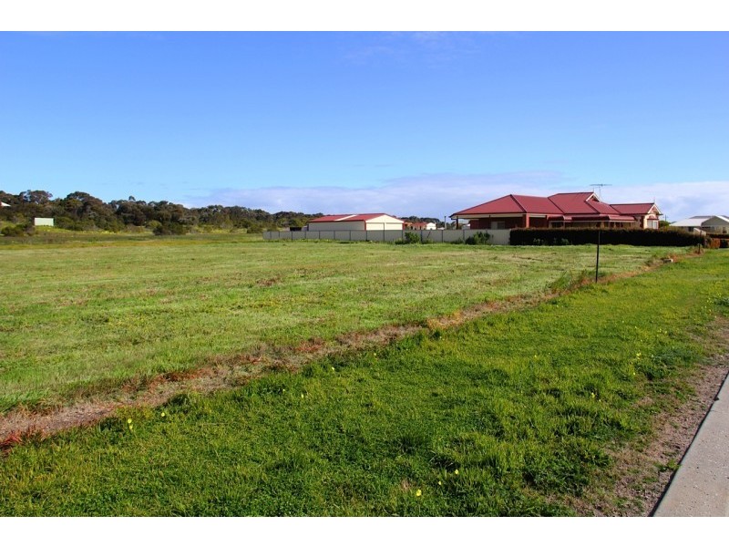 34 and 35 Warrengie Drive, Meningie SA 5264