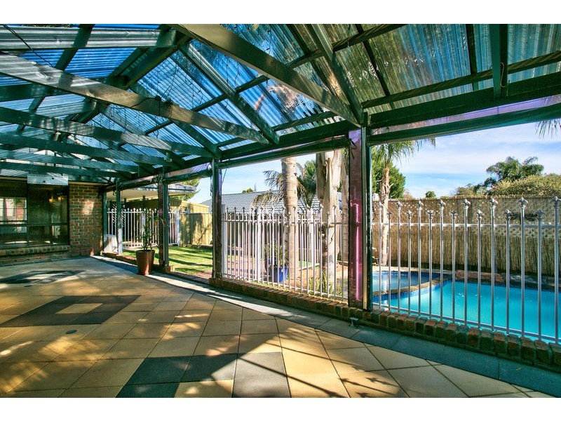 9 Abberton Street, Flagstaff Hill SA 5159