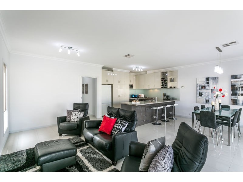 56 Weroona Avenue, Park Holme SA 5043