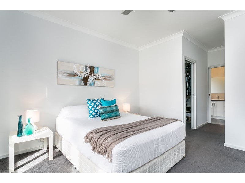 56 Weroona Avenue, Park Holme SA 5043