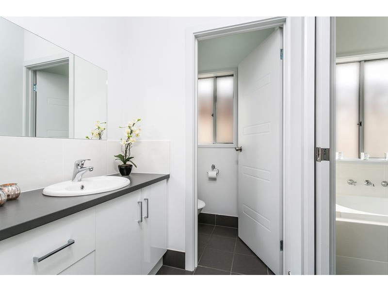 56 Weroona Avenue, Park Holme SA 5043