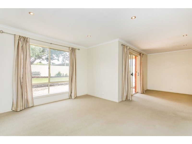 2 Meyer Road, Murray Bridge SA 5253