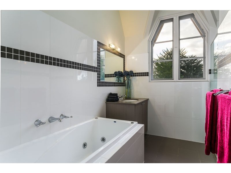 79 Strathalbyn Rd, Aldgate SA 5154