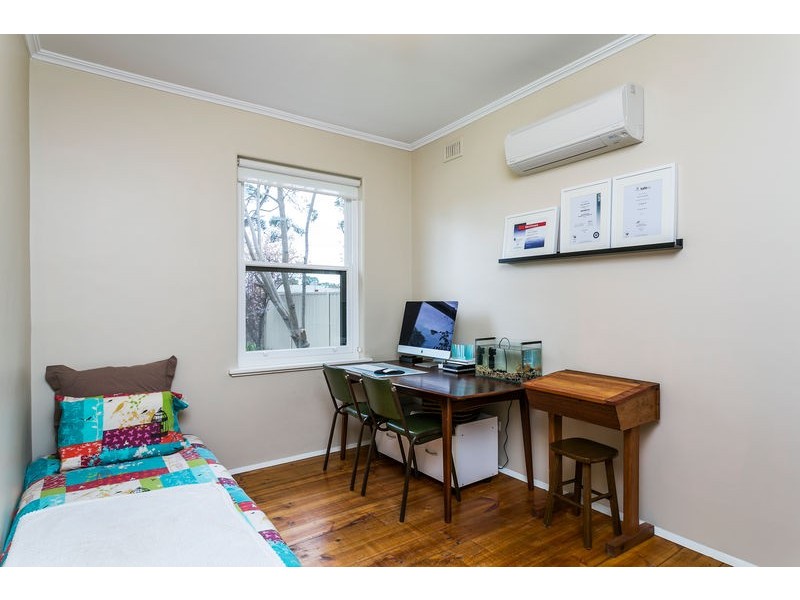 11. Sandison Avenue, Park Holme SA 5043