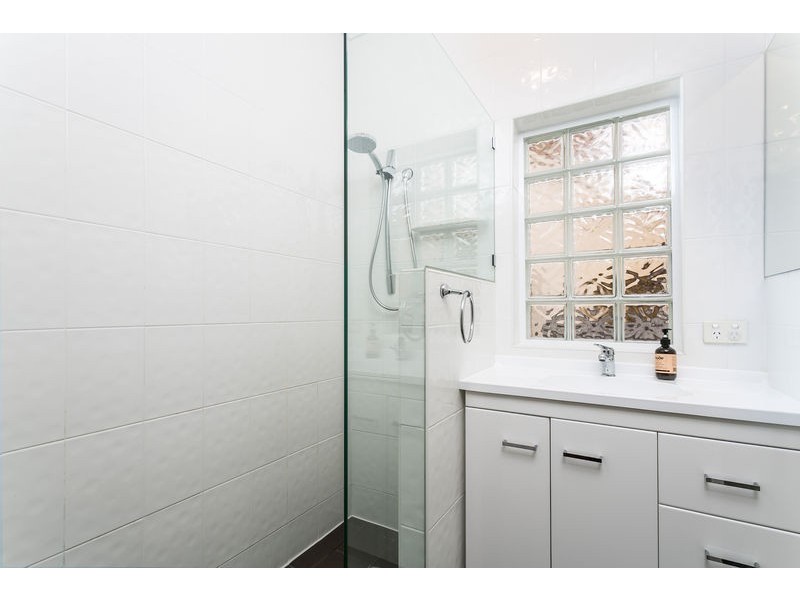 11. Sandison Avenue, Park Holme SA 5043