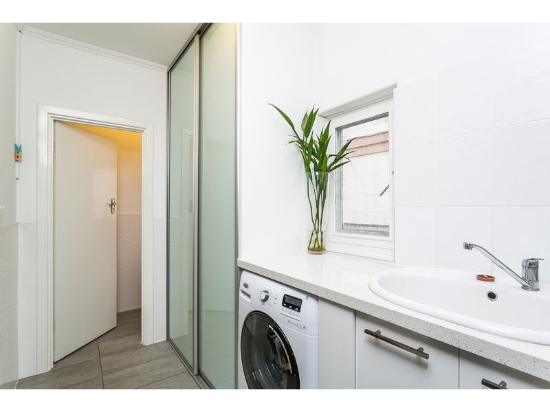 11. Sandison Avenue, Park Holme SA 5043