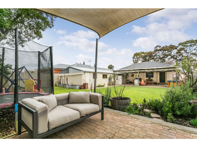 11. Sandison Avenue, Park Holme SA 5043