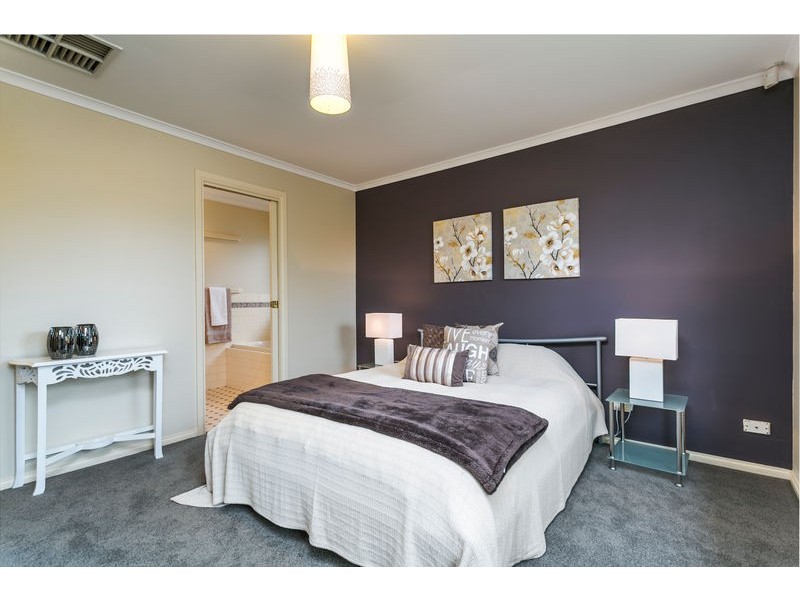 26 Raymond Ave, North Plympton SA 5037