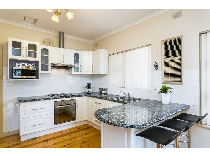 73 Condada Ave, Park Holme SA 5043