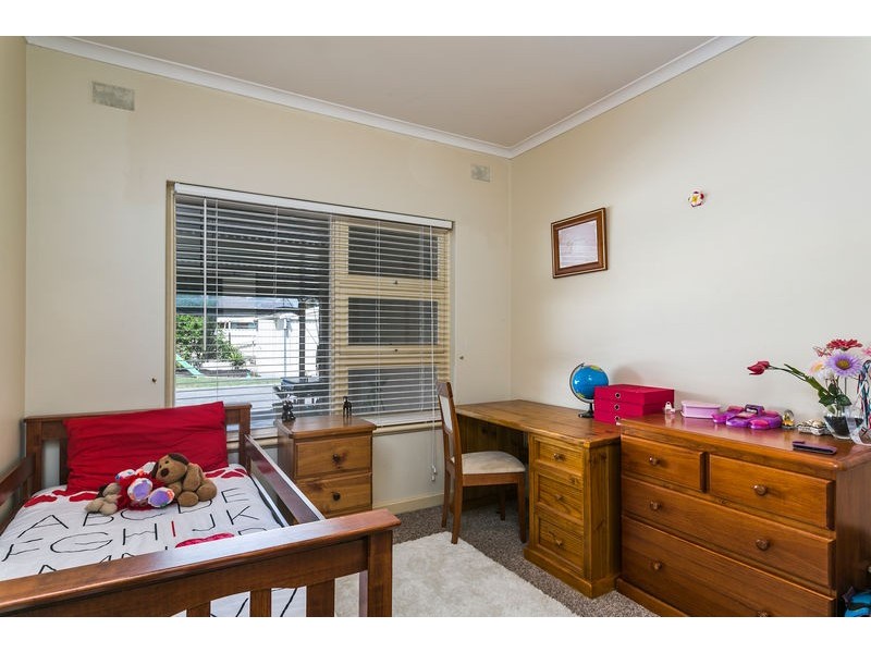 73 Condada Ave, Park Holme SA 5043