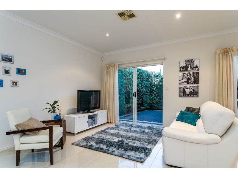 30 Barry Road, Oaklands Park SA 5046