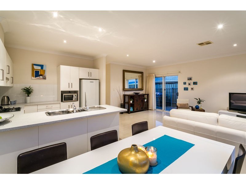 30 Barry Road, Oaklands Park SA 5046