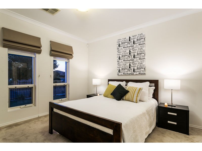 30 Barry Road, Oaklands Park SA 5046