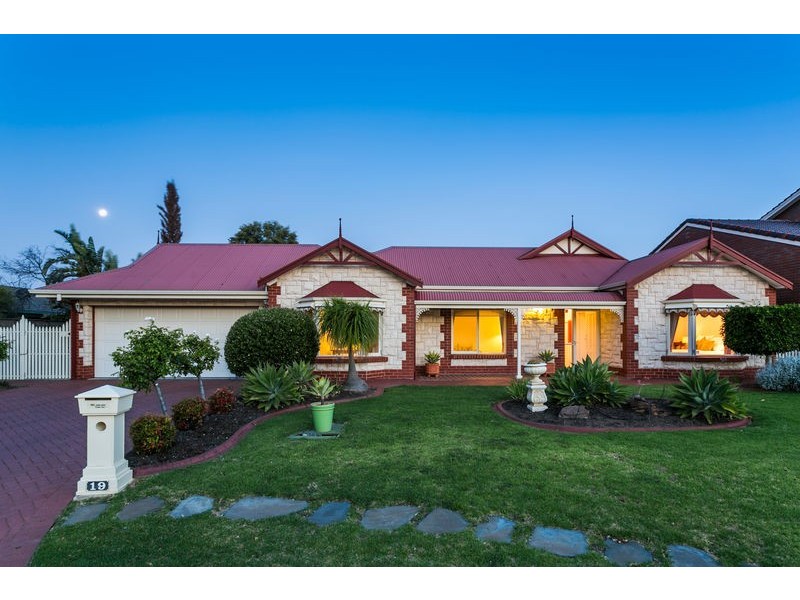 19 Bartlett Drive (Novar Terraces Estate), Novar Gardens SA 5040
