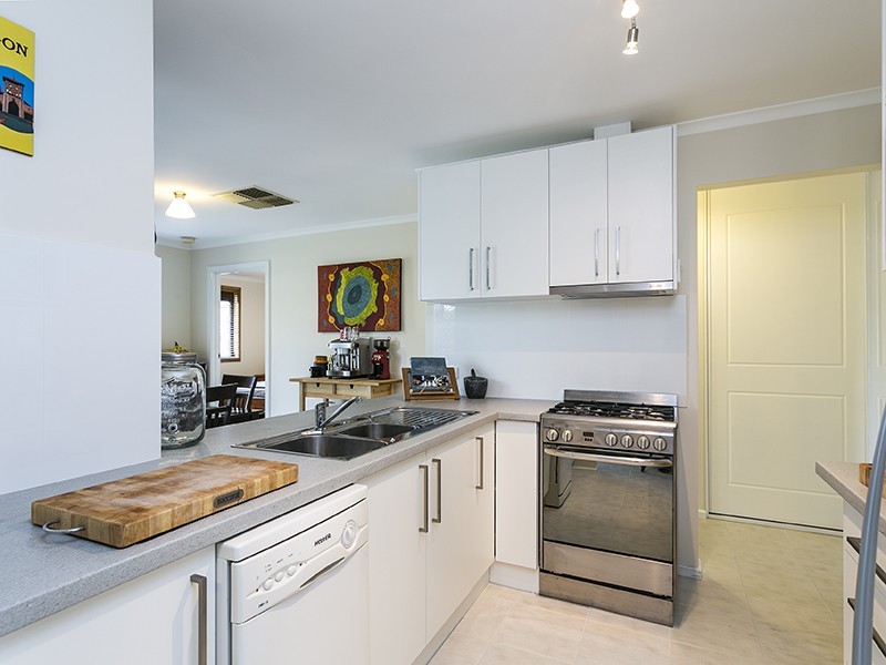 11B Torquay Rd, Sturt SA 5047