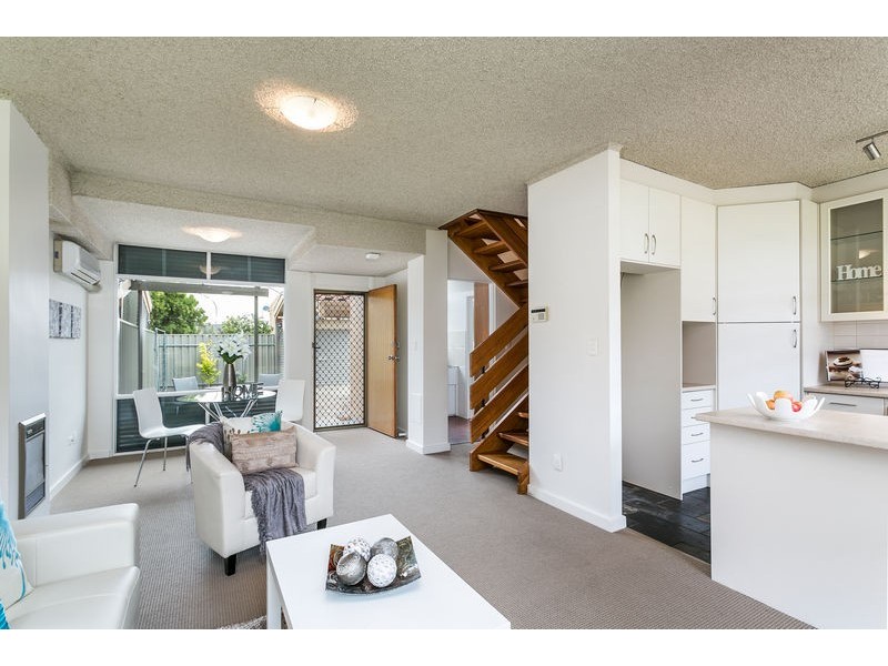 5/41 Lochside Drive, West Lakes SA 5021