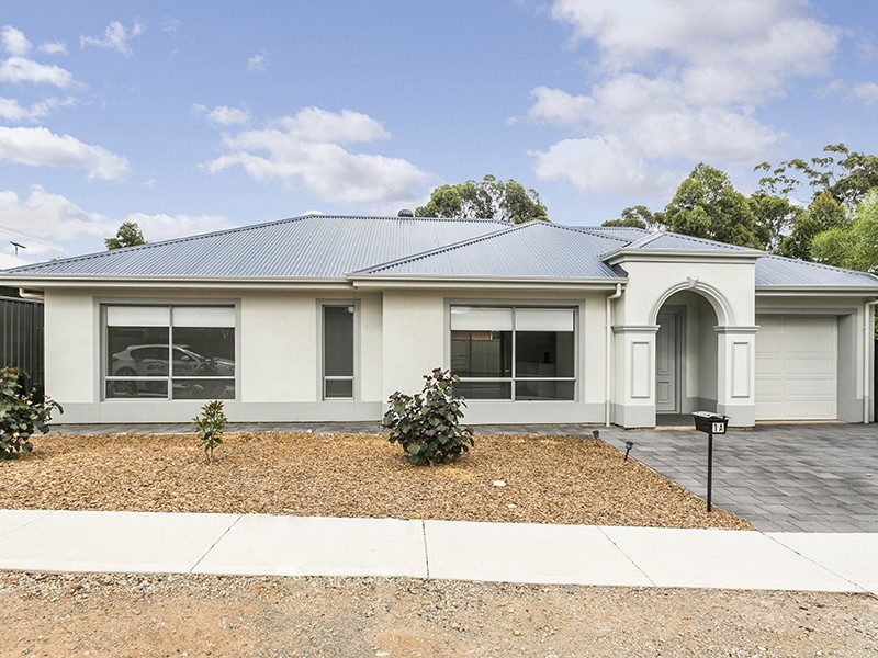 1A Embert Street, Sturt SA 5047