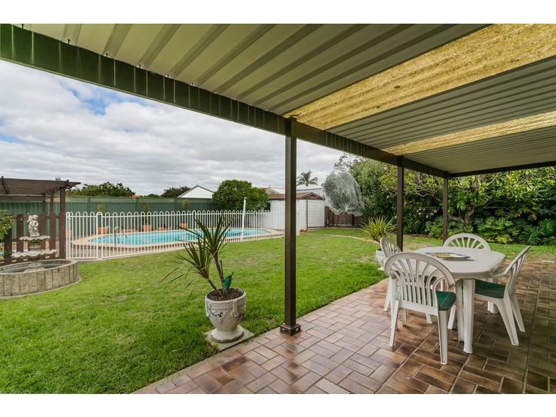 20 Kentwood Road, Morphett Vale SA 5162