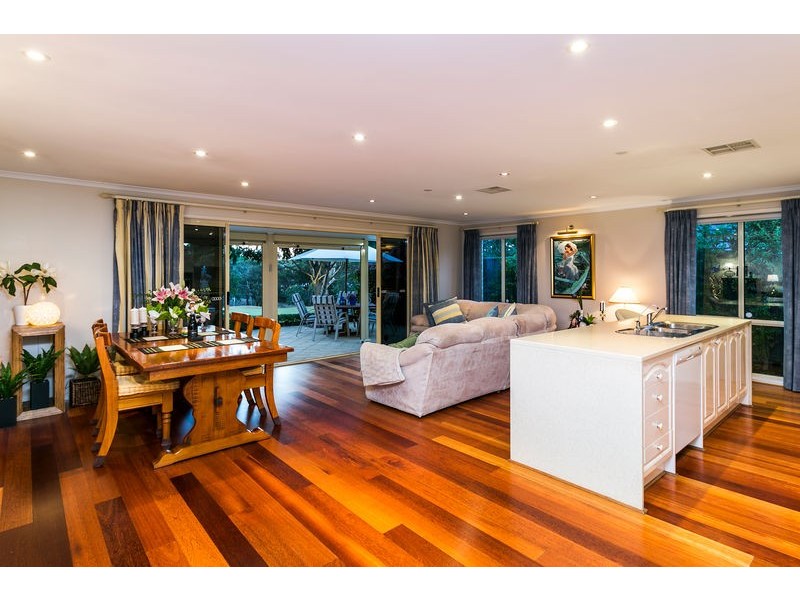 41 Pinnacle Crescent, Flagstaff Hill SA 5159