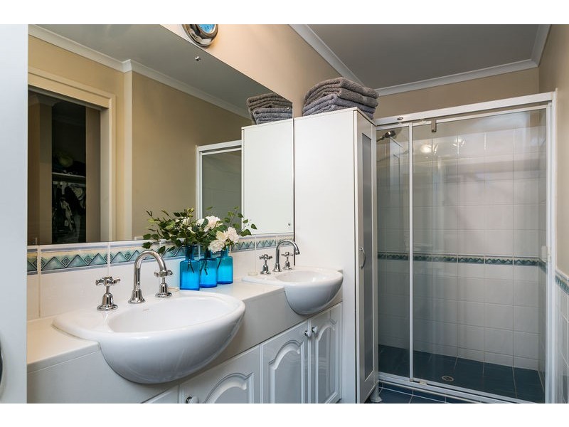 41 Pinnacle Crescent, Flagstaff Hill SA 5159