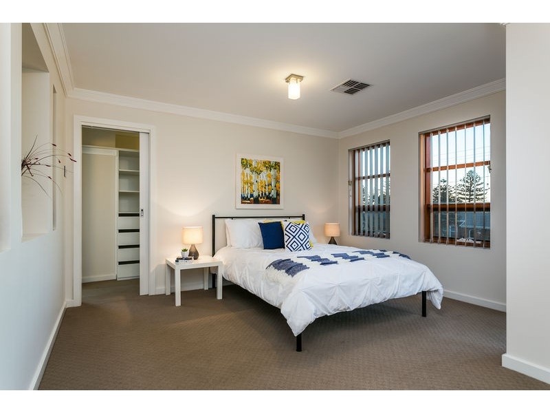 14 Seventh Avenue, Ascot Park SA 5043