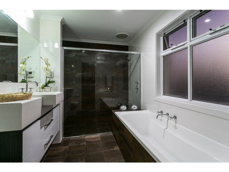 14 Seventh Avenue, Ascot Park SA 5043