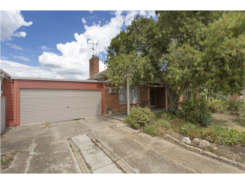 18 Tarranna Avenue, Park Holme SA 5043