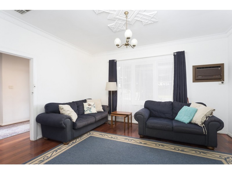 18 Tarranna Avenue, Park Holme SA 5043