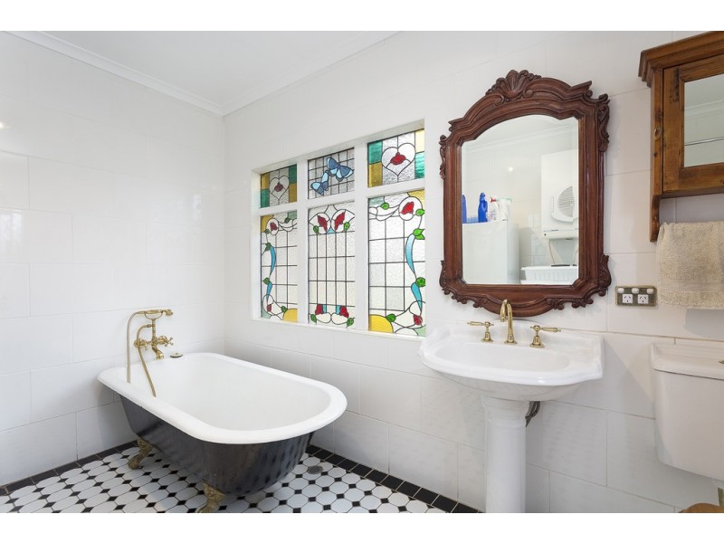 18 Tarranna Avenue, Park Holme SA 5043