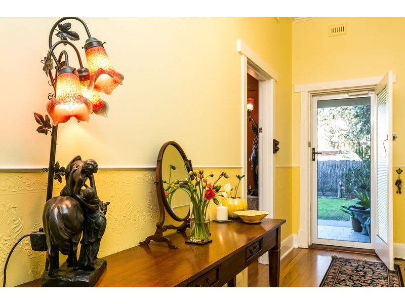 10A Farrell St, Glenelg South SA 5045