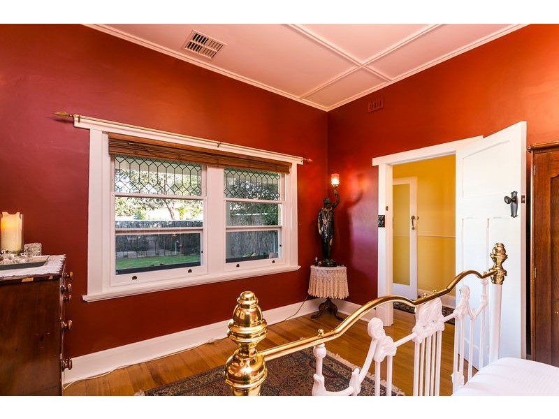 10A Farrell St, Glenelg South SA 5045