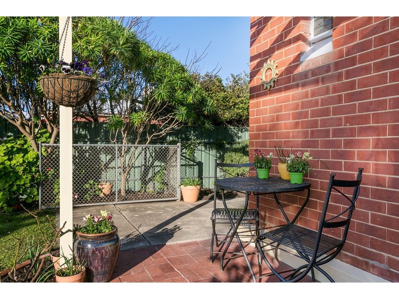 10A Farrell St, Glenelg South SA 5045
