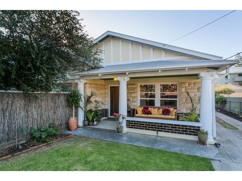 10A Farrell St, Glenelg South SA 5045