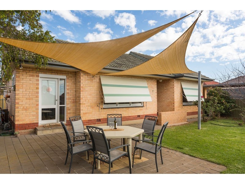 2 Harcourt Ave, Clovelly Park SA 5042