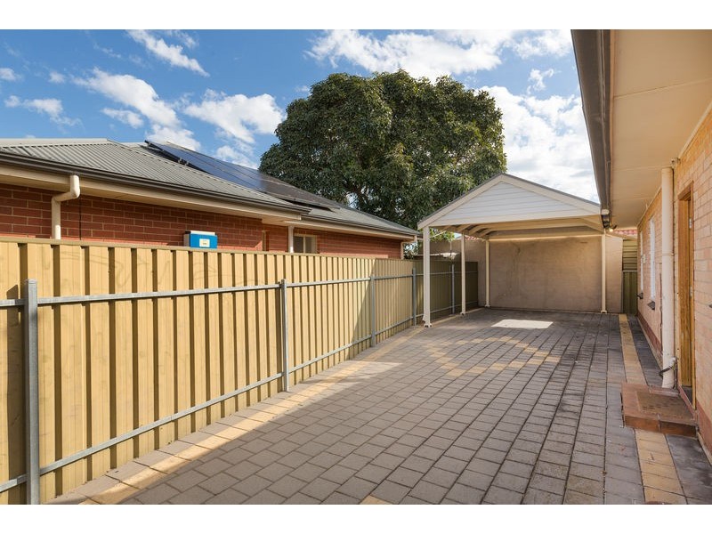 2 Harcourt Ave, Clovelly Park SA 5042