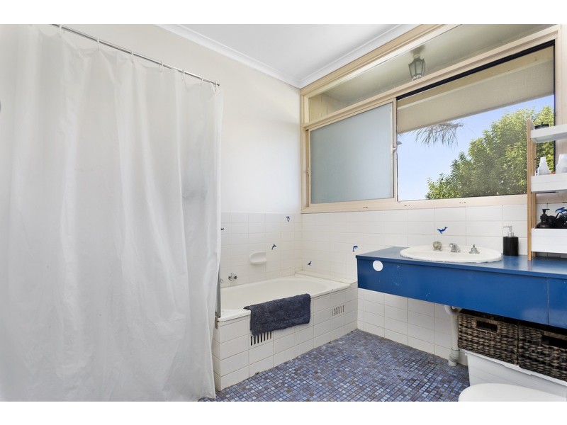 8/41 Lochside Drive, West Lakes SA 5021