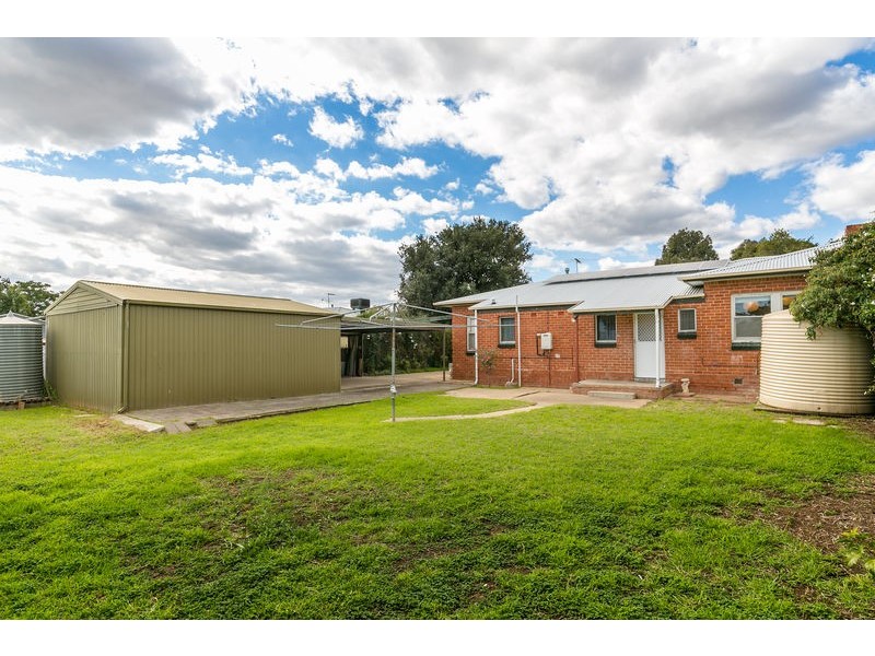 16 Church Crescent, Marion SA 5043